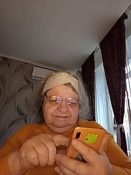 Snapshot of MartaMia68 chatting on 06/03/26, 05:07 MartaMia68 online show from 06/03/26, 05:07