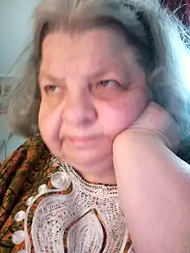 Snapshot of MartaMia68 chatting on 06/12/26, 04:28 MartaMia68 online show from 06/12/26, 04:28