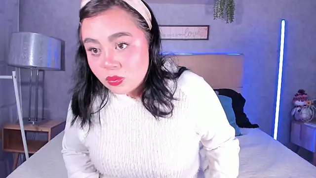 RoxaneBrown online show from 07/30/26, 07:46