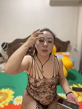 xxxlu886 online show from 04/23/26, 03:14