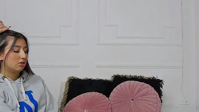 ShannonBannks online show from 06/13/26, 05:55