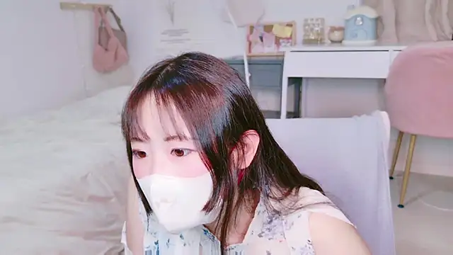 Snapshot of Satomi_nn chatting on 06/04/26, 04:29 Satomi nn online show from 06/04/26, 04:29