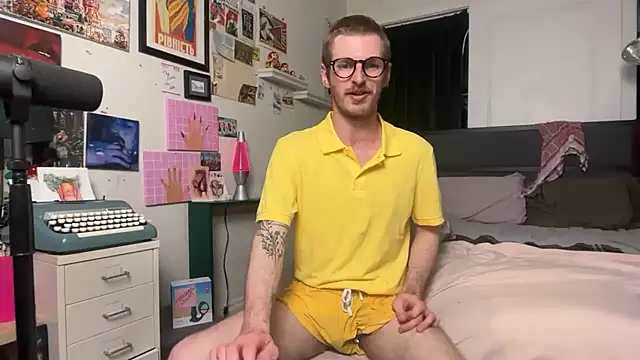 gnickname online show from 07/17/26, 04:19