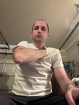 Snapshot of Daltoid chatting on 04/19/26, 01:32 Daltoid online show from 04/19/26, 01:32