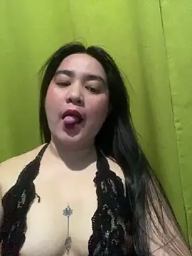 Snapshot of pinayhoney chatting on 06/13/26, 04:05 pinayhoney online show from 06/13/26, 04:05