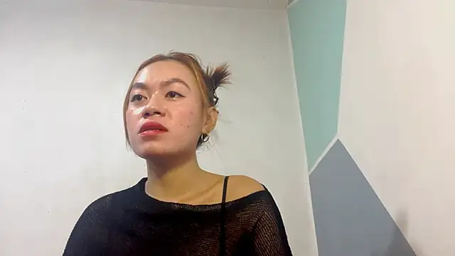 Snapshot of LadyBianca19 chatting on 05/08/26, 12:10 LadyBianca19 online show from 05/08/26, 12:10