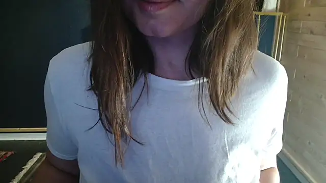 Snapshot of NicoleLove_ chatting on 08/02/26, 05:06 NicoleLove online show from 08/02/26, 05:06