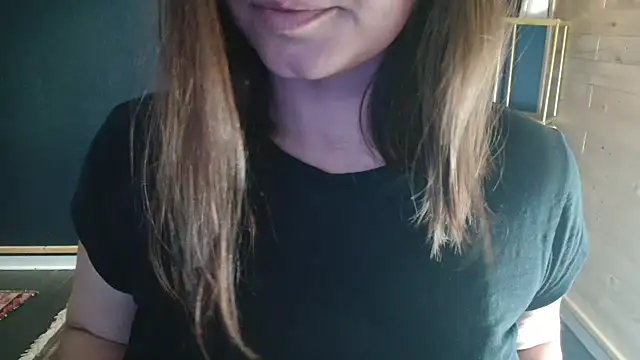 Snapshot of NicoleLove_ chatting on 08/04/26, 04:59 NicoleLove online show from 08/04/26, 04:59