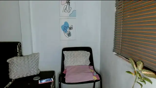 Snapshot of alisonnturbay chatting on 06/11/26, 02:53 alisonnturbay online show from 06/11/26, 02:53