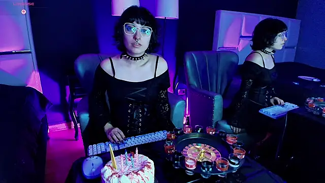 BadEmyXO online show from 06/10/26, 04:23