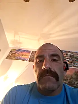 Snapshot of fitguy4u chatting on 07/24/26, 08:40 fitguy4u online show from 07/24/26, 08:40