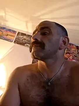 Snapshot of fitguy4u chatting on 07/26/26, 06:21 fitguy4u online show from 07/26/26, 06:21