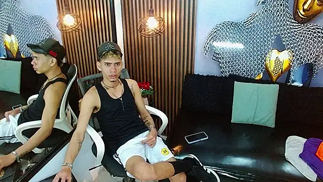 Snapshot of Skinny_cute_Alyer chatting on 06/05/26, 02:18 Skinny cute Alyer online show from 06/05/26, 02:18