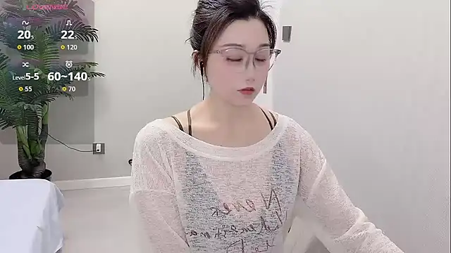 Snapshot of Yunxi- chatting on 06/09/26, 02:06 Yunxi- online show from 06/09/26, 02:06