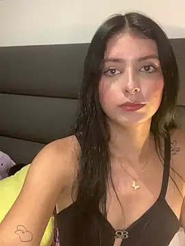 Snapshot of VIOLET_19XXX chatting on 07/18/26, 02:49 VIOLET 19XXX online show from 07/18/26, 02:49