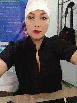 LUISA  07 online show from 06/09/26, 02:50