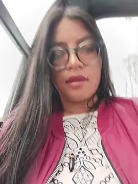 Snapshot of SOFI__10 chatting on 06/01/26, 11:56 SOFI 10 online show from 06/01/26, 11:56