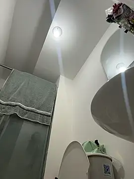 ViankaRose online show from 06/24/26, 11:20