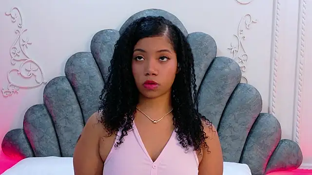 Snapshot of Abby_Montero chatting on 05/19/26, 03:35 Abby Montero online show from 05/19/26, 03:35