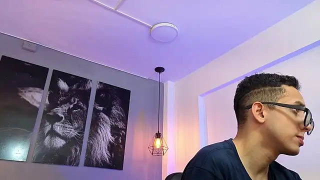 Zack isback online show from 07/25/26, 07:11