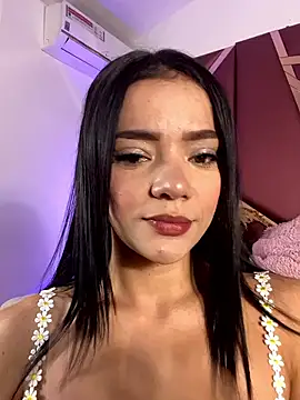 ZoeHarpers online show from 06/04/26, 12:00