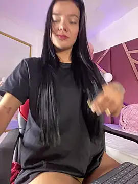 ZoeHarpers online show from 06/09/26, 12:17