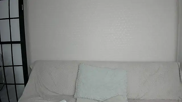 Snapshot of missallydoll chatting on 05/28/26, 11:07 missallydoll online show from 05/28/26, 11:07