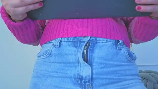 giigii hadidd online show from 07/21/26, 07:38