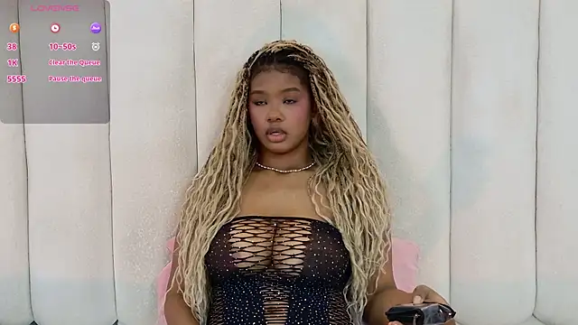 Snapshot of ela_ebony_ chatting on 07/06/26, 10:34 ela ebony online show from 07/06/26, 10:34