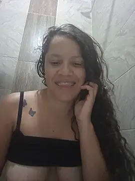 Snapshot of angelplu chatting on 04/11/26, 05:17 angelplu online show from 04/11/26, 05:17
