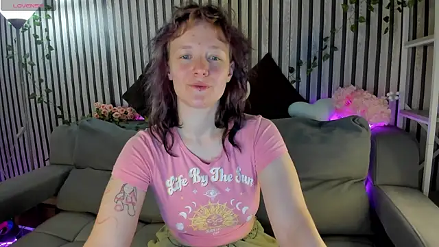 Ricki Bloom online show from 06/25/26, 09:25