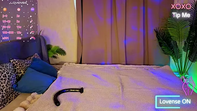 Ricki Bloom online show from 07/25/26, 01:15