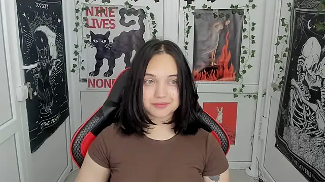 Caroline cutte online show from 07/29/26, 06:44