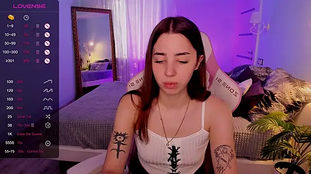 CharliGrace  online show from 06/23/26, 09:07