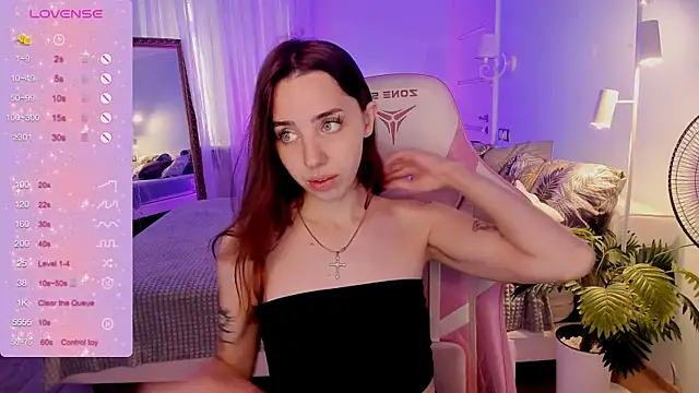 CharliGrace  online show from 07/15/26, 02:17
