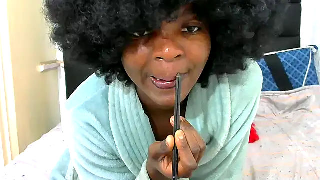 PetiteEbonyBabe  online show from 06/27/26, 01:17