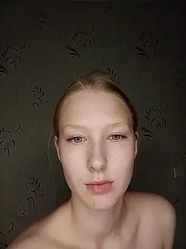 Snapshot of Tanya_Savel chatting on 06/10/26, 01:17 Tanya Savel online show from 06/10/26, 01:17
