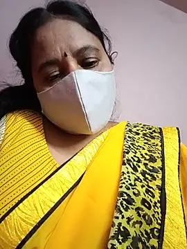 Snapshot of Tamilaunty35 chatting on 07/01/26, 06:40 Tamilaunty35 online show from 07/01/26, 06:40