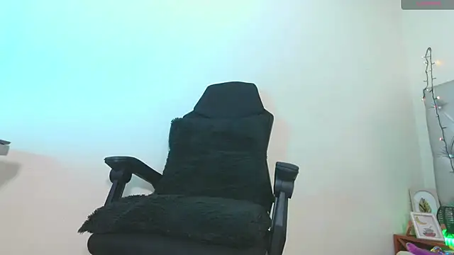 Sharonxt online show from 07/03/26, 06:36