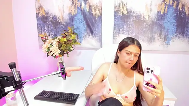 madydoll  online show from 07/01/26, 09:03