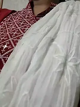 Snapshot of Monika_telugu_queen chatting on 04/12/26, 04:12 Monika telugu queen online show from 04/12/26, 04:12