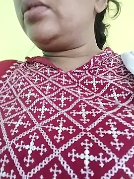 Snapshot of Monika_telugu_queen chatting on 04/13/26, 07:47 Monika telugu queen online show from 04/13/26, 07:47