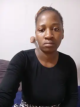Snapshot of DimpleQueen_01 chatting on 06/12/26, 04:22 DimpleQueen 01 online show from 06/12/26, 04:22