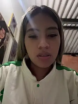 Snapshot of Kimmiebellarie chatting on 06/07/26, 11:52 Kimmiebellarie online show from 06/07/26, 11:52