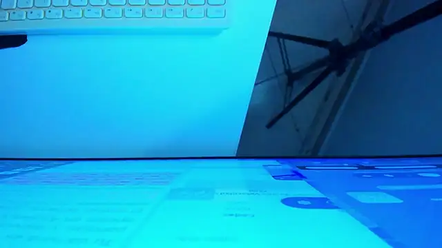 Snapshot of britanny_jones1 chatting on 06/09/26, 08:37 britanny jones1 online show from 06/09/26, 08:37