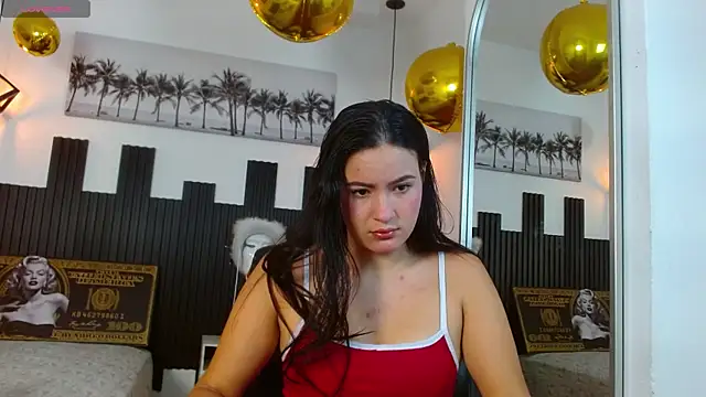 rosaleia  online show from 06/24/26, 04:33