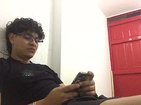 Snapshot of xhecho_uzumaki chatting on 06/02/26, 04:03 xhecho uzumaki online show from 06/02/26, 04:03