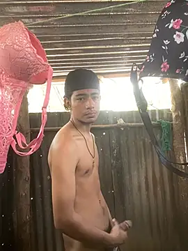 Snapshot of Mellvinn chatting on 04/19/26, 04:06 Mellvinn online show from 04/19/26, 04:06