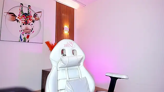 Flor pink online show from 07/30/26, 04:00