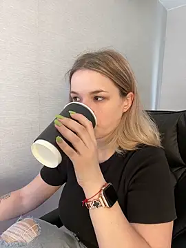 KimEvanss online show from 06/20/26, 05:10